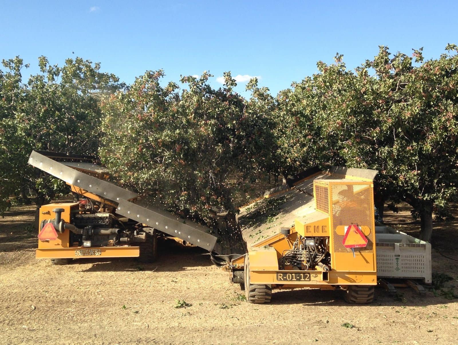 Harvest on Time: Finding On-Demand Harvesting Services with Agnomy